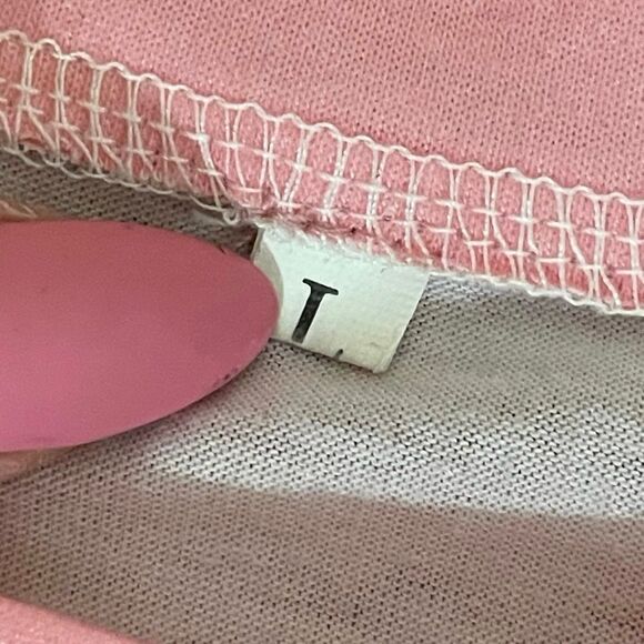 Pink T-shirt With Picture Of 1976 Playboy Magazine Cover Size Large - Picture 3 of 6